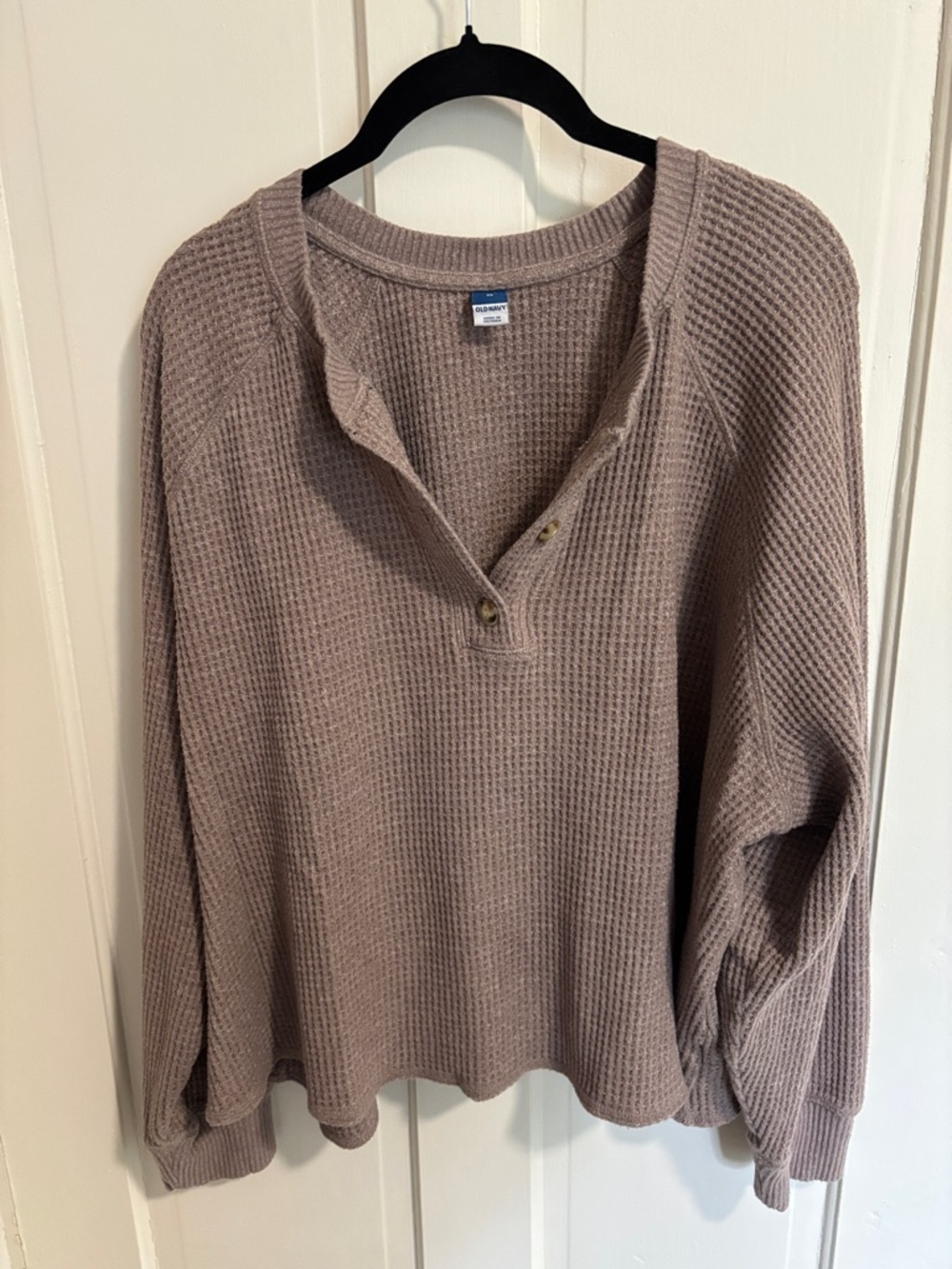Old Navy Waffle-Knit Henley Sweater - Mauve Taupe